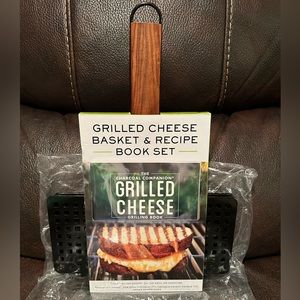 Grilled Cheese Basket & Recipe Book Set